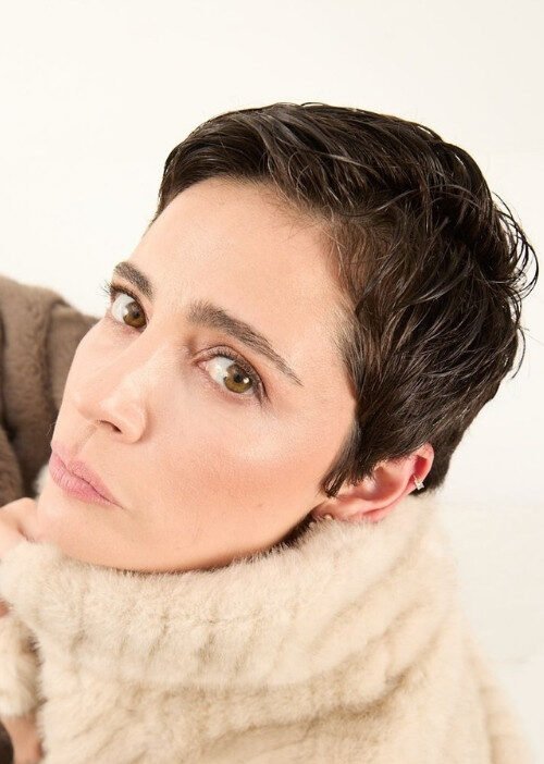 Esra Şengünalp, A.B.İ. dizisi için imaj değiştirdi