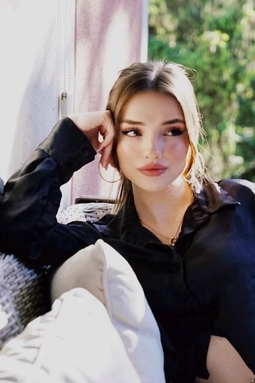 Güz Bozkurt, “Kıskanmak” Dizisine Katıldı