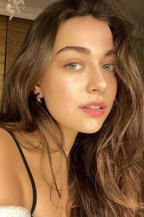 Çağla Naz Kargı ve Aylin Kılıçarslan “Kızılcık Şerbeti”nde