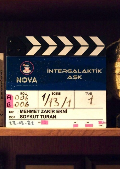 Erdem Kaynarca ve Aslıhan Malbora’nın “İntergalaktik Aşk” dizisine 4 yeni isim katıldı