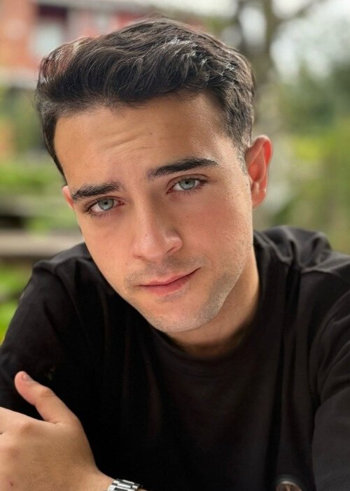 Berat Efe Parlar, Sahipsizler dizisinde Berat Demir oldu!